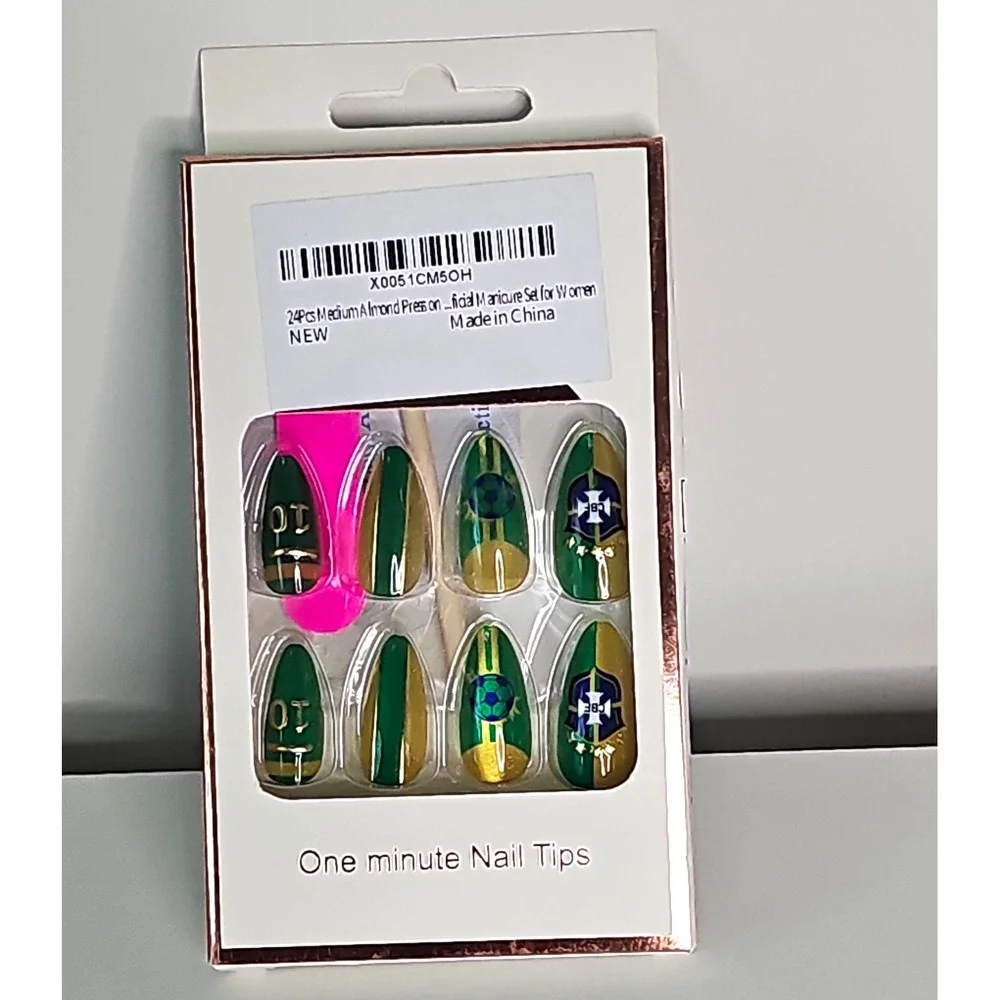 Medium Almond Soccer Artificial Nails Green/Gold Shiny Plastic 24pcs With Box